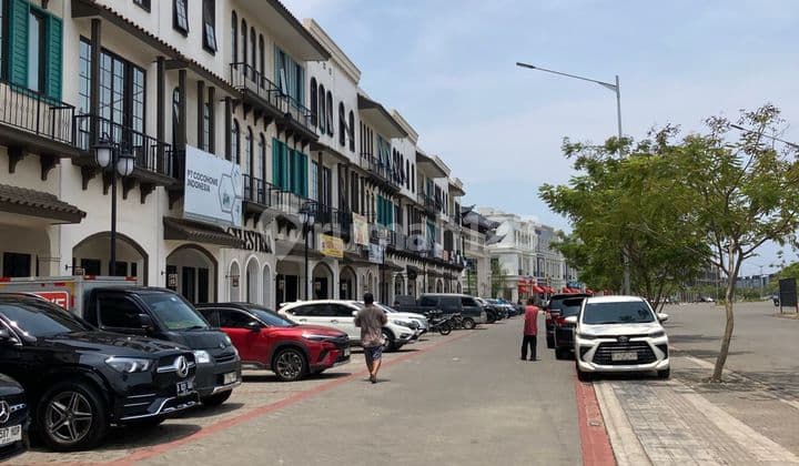 Disewa Ruko 3 Lantai dapat 2 muka Osaka PIK 2 jakarta lokasi viral strategis Can