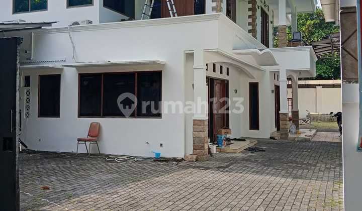 Rumah Strategis,Siap Huni,Bebas Banjir Cocok untuk Kantor di Duren Tiga Raya,Duren Tiga,Pancoran,Jakarta Selatan