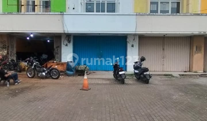 Ruko Symphony Kota Harapan Indah Bekasi,3 Lantai Harga Murah Dibawah Pasar,Siap Pakai,Bebas Banjir