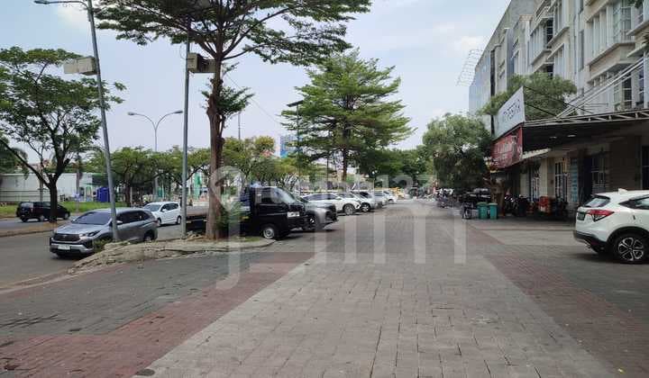 Ruko Mega Boulevard Kota Harapan Indah 4 Lantai Full Furnished Saat Ini Jadi Kost 20 Kamar Tidur Dan 9 Kamar Mandi,lokasi Strategis