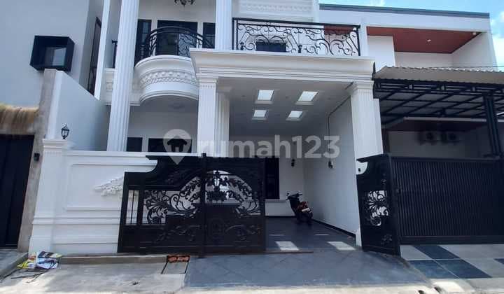 Rumah Baru 3 Lantai,siap Huni,bebas Banjir Di Komplek Elit Pulomas,pulomas,kayu Putih,jakarta Timur