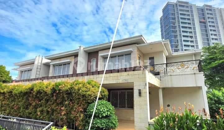Rumah Mewah 3 Lantai Harga Dibawah Pasar,Bebas Banjir di River Valley Residence,Lebak Bulus,Cilandak,Jakarta Selatan