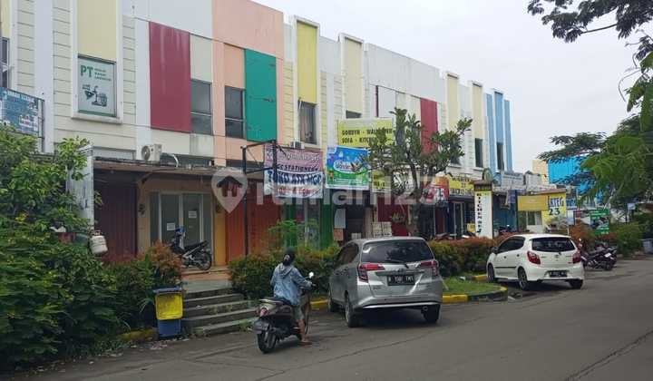 Ruko 2 Lantai Siap Pakai Bebas Banjir di Mutiara Gading City Dekat Kota Harapan Indah dan Summarecon Crown Gading,Babelan,Bekasi