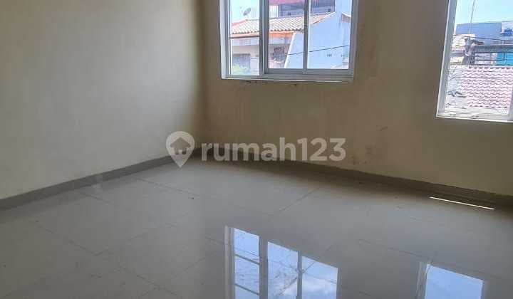 Dijual Ruko 2 Lantai di Harapan Indah Bekasi