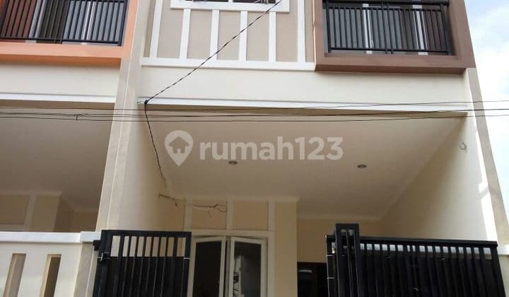 Dijual Cepat Rumah di Sunter Jaya Jakarta Utara