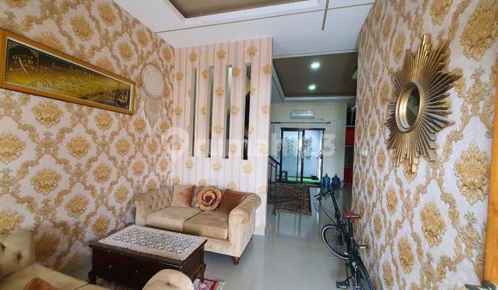 Dijual Rumah Minimalis 2 Lantai di Bulevar Hijau Harapan Indah