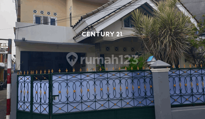 Strategic 2-Story House in Pamulang Nv 18214