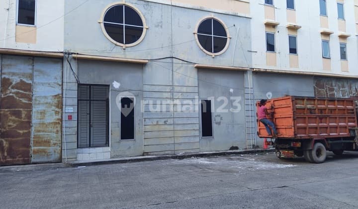 For Rent Warehouse at PIK Sentra Industri Terpadu PIK Elang Laut, Size 230m², 3 floors in North Jakarta
