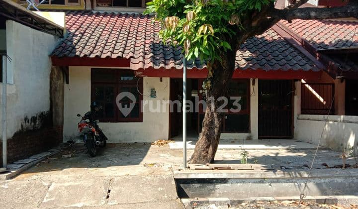 Rumah Perum Dosen Nginden Baru dekat Bratang, Manyar, Dharmahusada