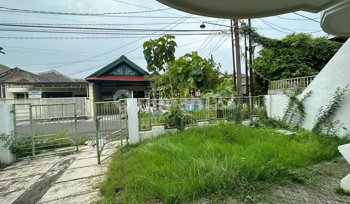 Rumah Baruk Tengah dekat MERR, Rungkut, Nirwana Eksekutif