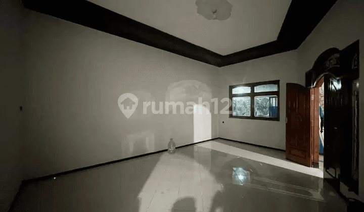 Rumah Manukan Sari Dekat Tandes, Menganti, Benowo