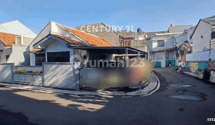 Dijual Rumah Hook di Jurangmangu Indah Bintaro Lokasi Strategis