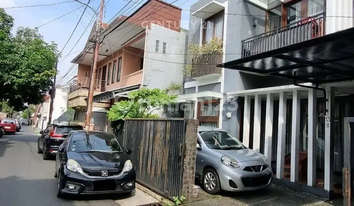 Dijual Rumah Bagus Strategis Harga Menarik di Pasar Minggu