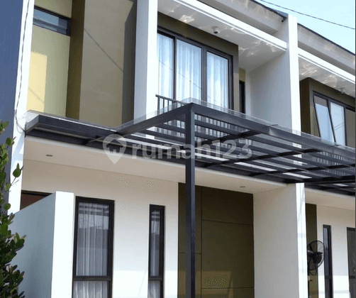 Rumah Murah Bagus bebas banjir Serpong Utara, Tangerang Selatan