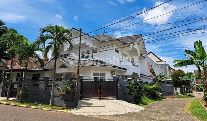 Rumah Kos 12 Kamar Murah Bagus di Griya Loka, BSD City, Tangerang