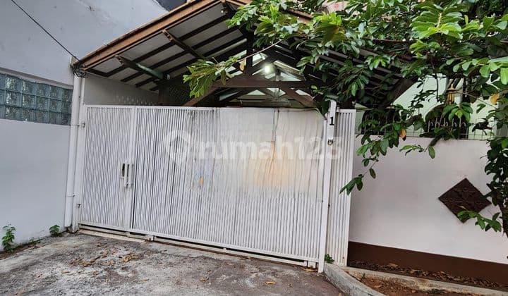 RUMAH DI SUNTER YANG STRATEGIS