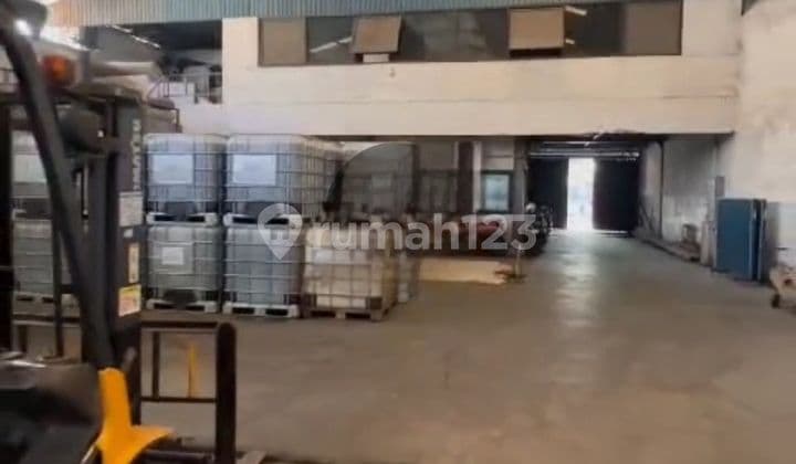 Turun Harga..!! Gudang Sunter Jalan Raya, Dekat Halte Busway