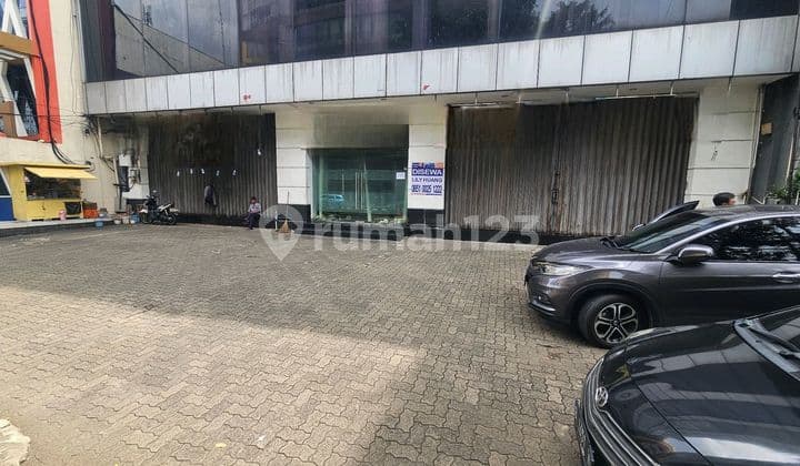 Gedung Melawai Jalan Raya Cocok Untuk Usaha Komersil