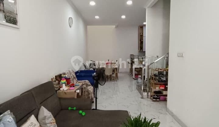 Rumah renoved 3lt 6x15 4KT Cluster Thames JGC Jakarta Garden City