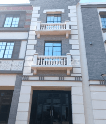 Ruko Osaka 3lt 73m PIK 2 Pantai Indah Kapuk Dekat RS Hermina PIK2