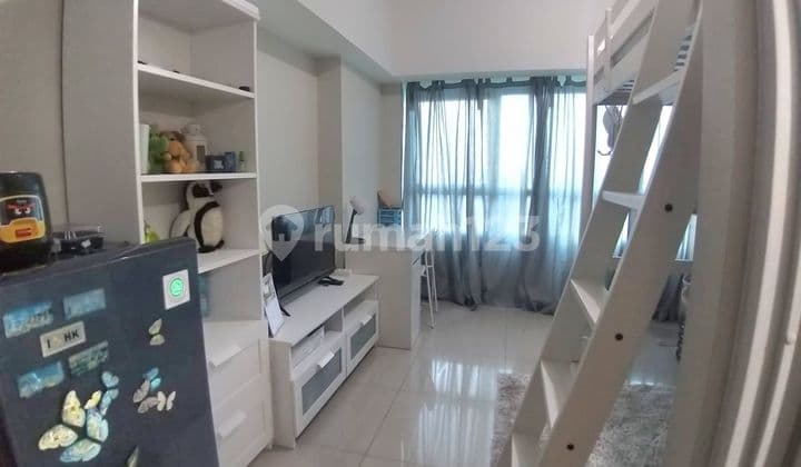 SEWA MURAH TIPE STUDIO KONDISI FURNISHED BAGUS DI MENARA FREESIA APARTEMEN THE SPRINGLAKE DEKAT DENGAN SUMMARECON MAL BEKASI