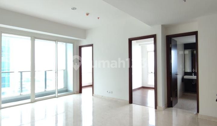 JUAL CEPAT APARTEMEN THE KENSINGTON TIPE 2 KAMAR TIDUR SEMI FURNISHED DEKAT DENGAN LRT DAN SUMMARECON MAL KELAPA GADING