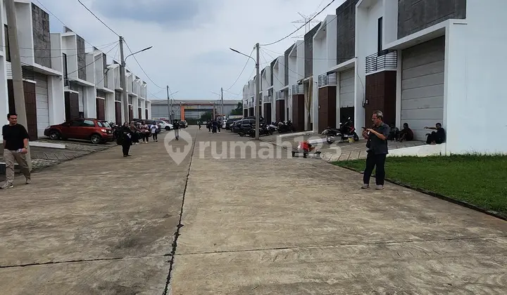 Jual Gudang Siap Pakai di Limus Biz Estate Kawasan Pergudangan Eksklusif Hanya 200 Meter Dari Exit Tol Narogong