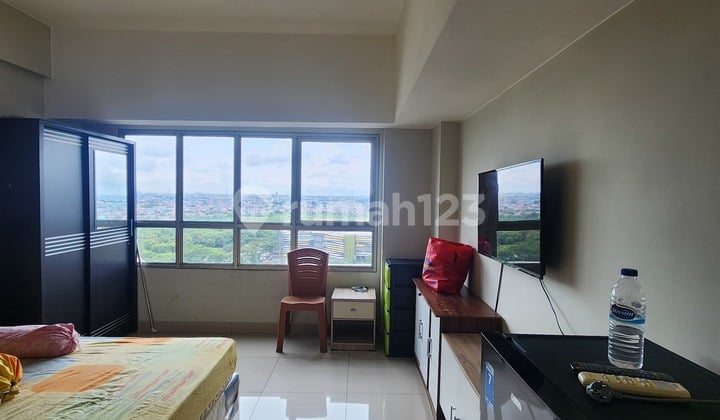 The Springlake View Studio Type Apartment for Rent Furnished in Elodea Tower Near Summarecon Mall Bekasi