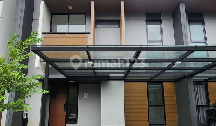 Jual Cepat Rumah 2 Lantai 4 Kamar Tidur Kondisi Bagus Kosongan Siap Huni PPJB di Cluster Mulberry Residence Kawasan The Orchard Summarecon Bekasi Dekat Summarecon Mal Bekasi