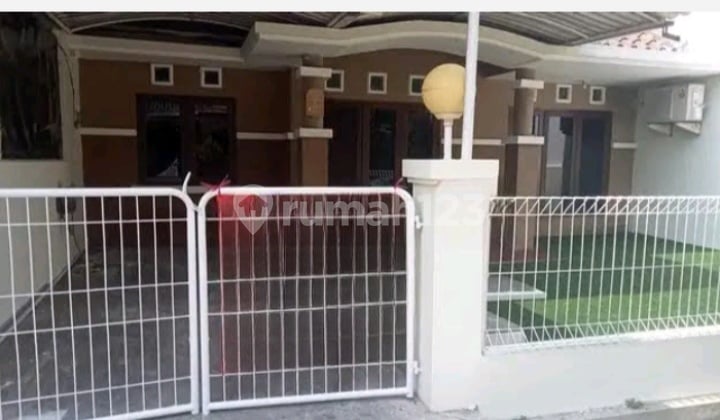 For Rent: Araya 2 Galaxy House, Bumi Permai, East Surabaya For Rent: Araya 2 Galaxy House, Bumi Permai, East Surabaya