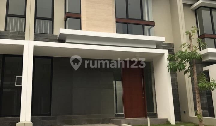Disewakan Rumah Northwest Citraland Utara