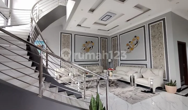 Luxurious Villa 5000 sqm with a refreshing view