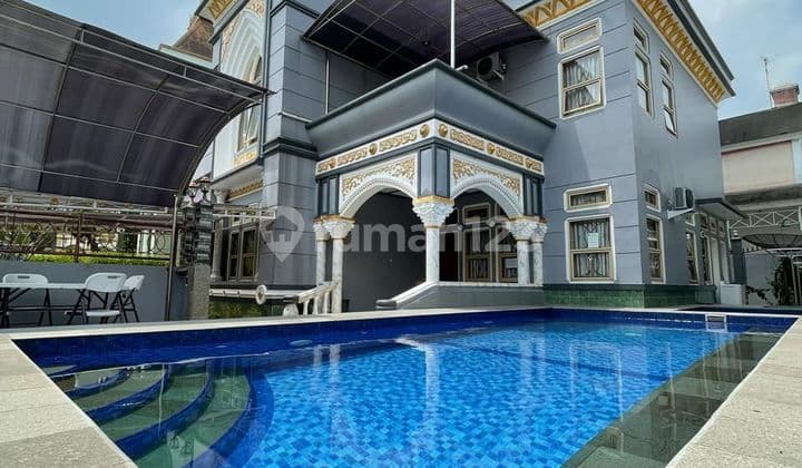 Villa Mewah Modern Siap Huni Full Furnished ada Kolam Renang