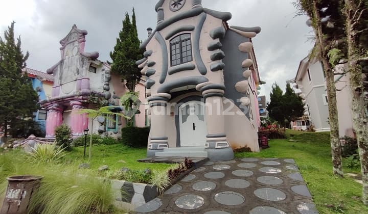 Villa Cantik Bagus Siap Huni Di Kota Bunga Cipanas Puncak