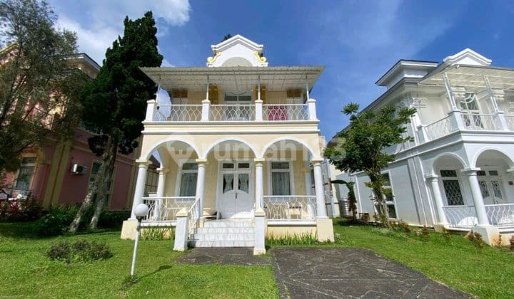 Dijual Villa Kota Bunga