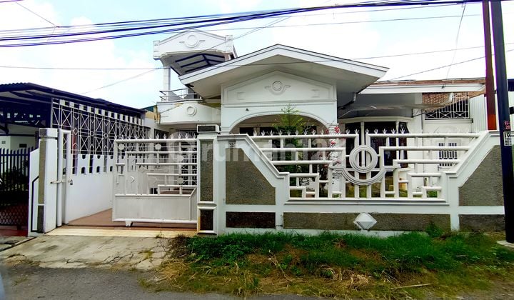 Rumah Cantik di Komplek Beo Indah, Sei Sikambing B, Medan Sunggal