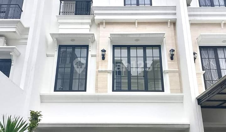 Rumah Super Limited Cluster dengan American Style di Kalibata