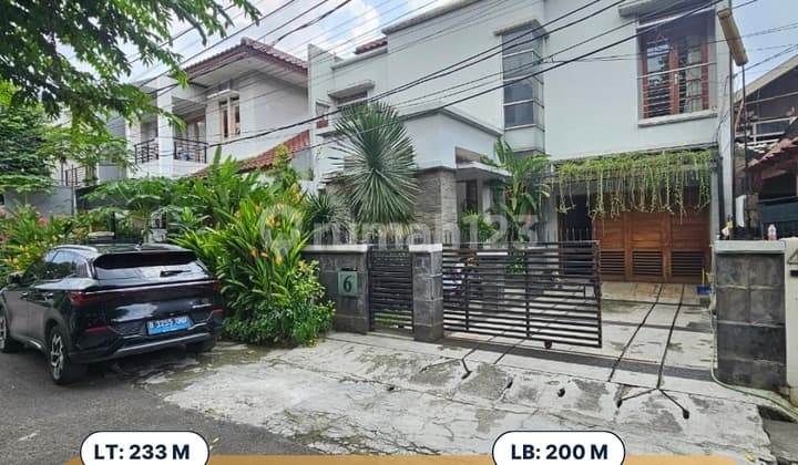 Rumah Lingkungan Premium Di Kebayoran Akses Strategis