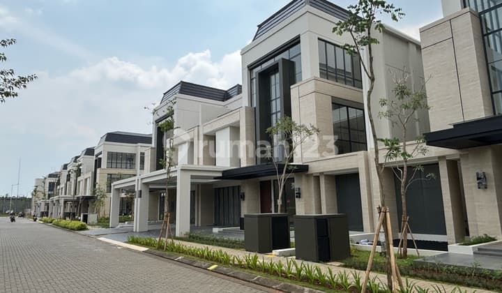 Dijual Rumah Super Mewah Eksklusif Hanya 61 Unit Tresor BSD City