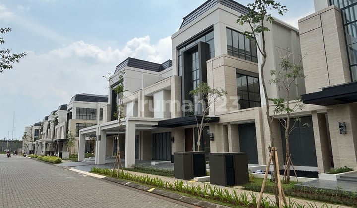 Dijual Rumah Super Mewah Eksklusif Hanya 61 Unit Tresor BSD City