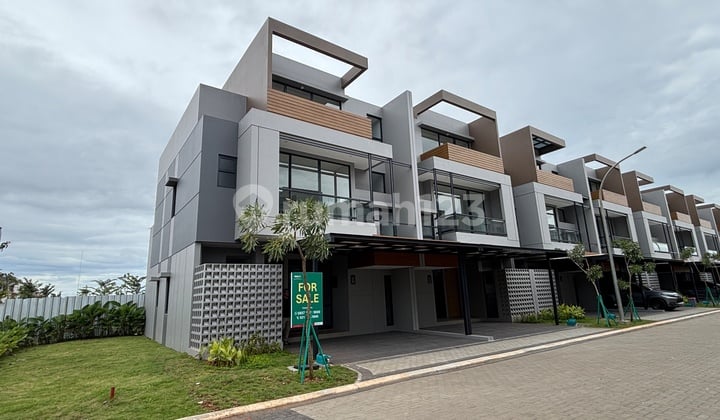 Dijual Rumah Hoek Siap Huni Terravia Adora Luxe Gading Serpong