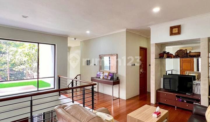 Rumah Mewah Lokasi Strategis di Cipete Jakarta Selatan