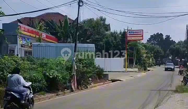 Dijual Gudang / Kantor SHM Hak Milik di Jl Raya Majapahit Pedurungan Kidul Semarang Timur Informasi Properti: + Luas Bangunan : 168 M2 Hadap : Utara + Luas Tanah : 274 M2 Lbr Depan : 6 M + Sertifikat SHM Fasilitas : + Ada Kantor + AC + Listrik 1200 Watt +