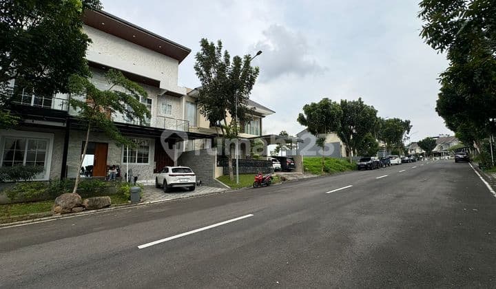 Rumah 4 LT Ada 2 Kalom Redang dan Lift SHM Hak Milik Citragrand Sambiroto Tembalang Semarang Timur