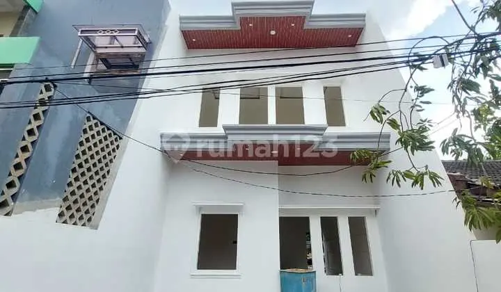 New House for Sale, 2 Floors, Freehold Property, Sapta Prasetya Housing, Pedurungan Kidul, East Semarang