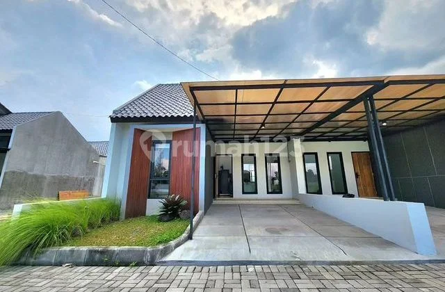 600 Jutaan Rumah Dalam Perum One Gate di Jalan Kaliurang Area Uii