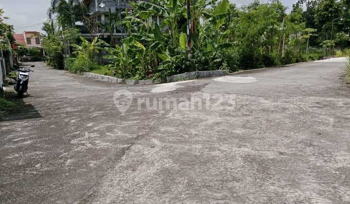 Dijual Tanah Bagus di Utara Sekolah Budi Mulia Dua Jalan Tajem