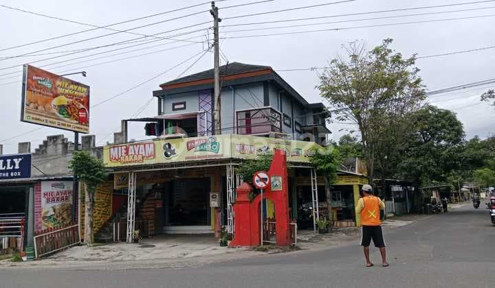 Ruko 2 Lantai Posisi Hook Pinggir Jalan Raya Babadan Purwomartani