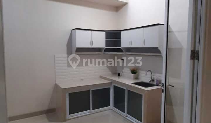 Disewakan Rumah Kontrakan Fortune Graha Raya Bintaro Semi Furnished