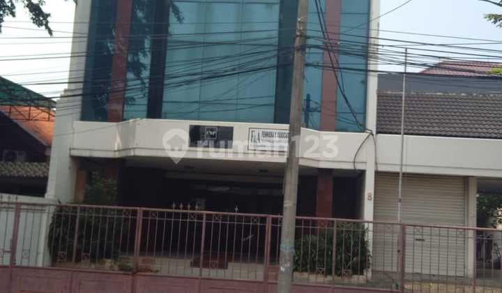 Office Building and Land in Belawan Cideng Gambir, Central Jakarta